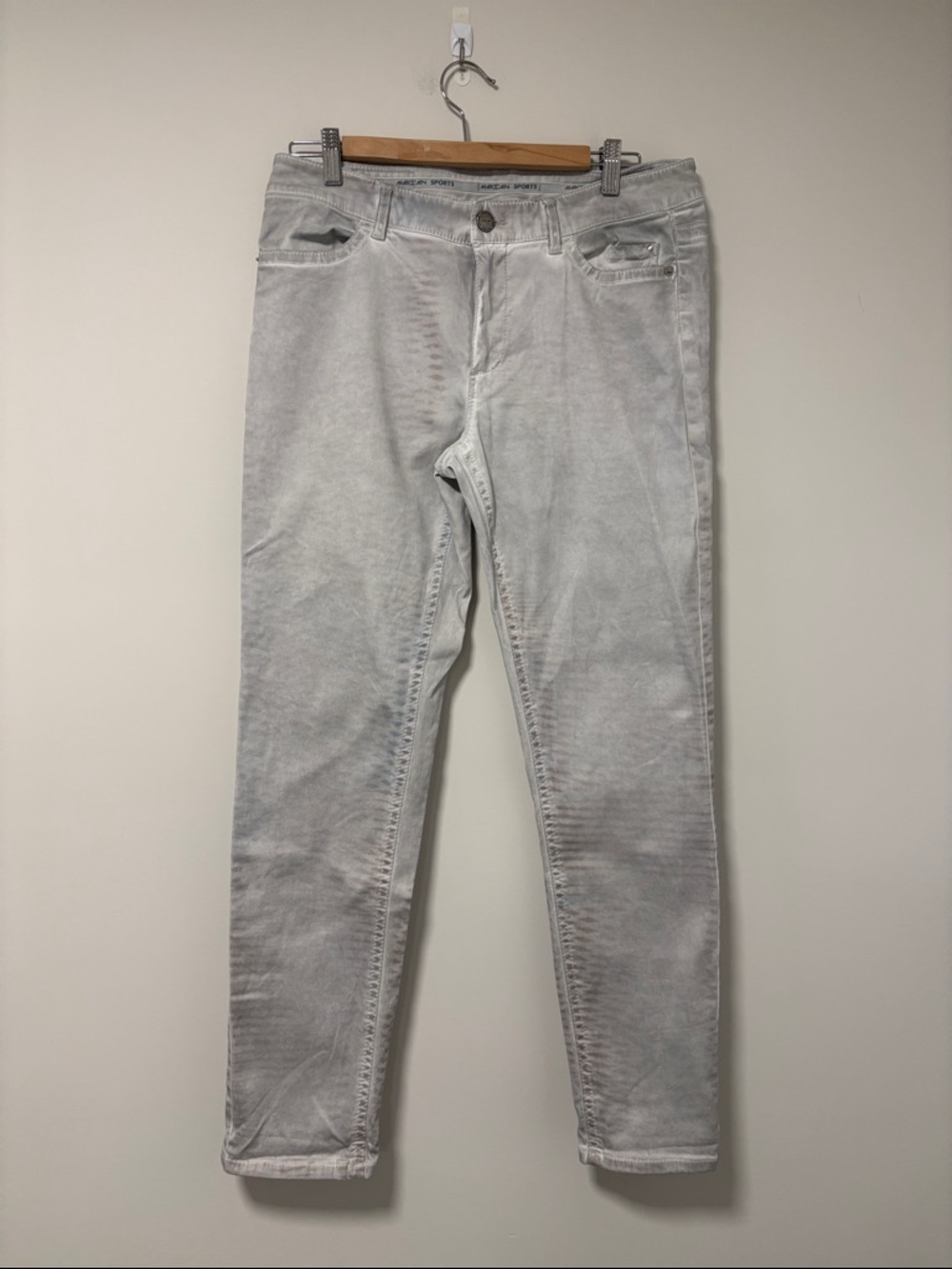 Marc Cain Light Gray Washed Denim Jeans